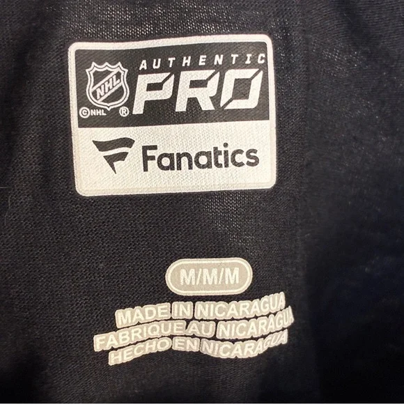 NEW Philadelphia Flyers Black Long Sleeve Shirt size M - Picture 3 of 4